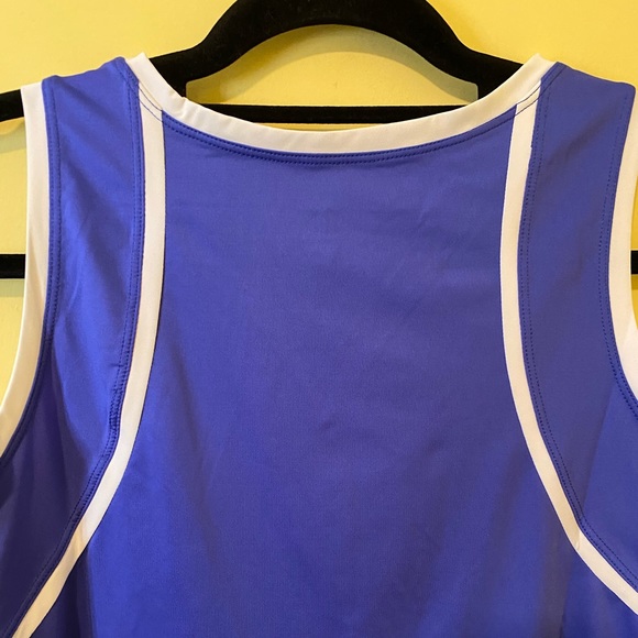 Tail Purple/Blue Activewear Tank Size Medium - Picture 6 of 8